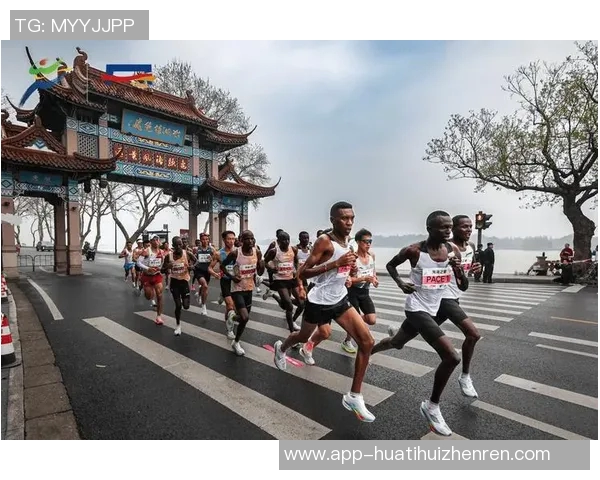 实时新闻马拉松大满贯赛事中成都飞盘队展现卓越团队协作精神与竞技风采